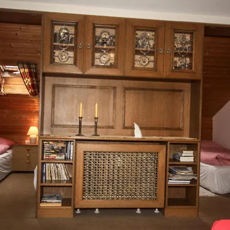 Römer Apartment *